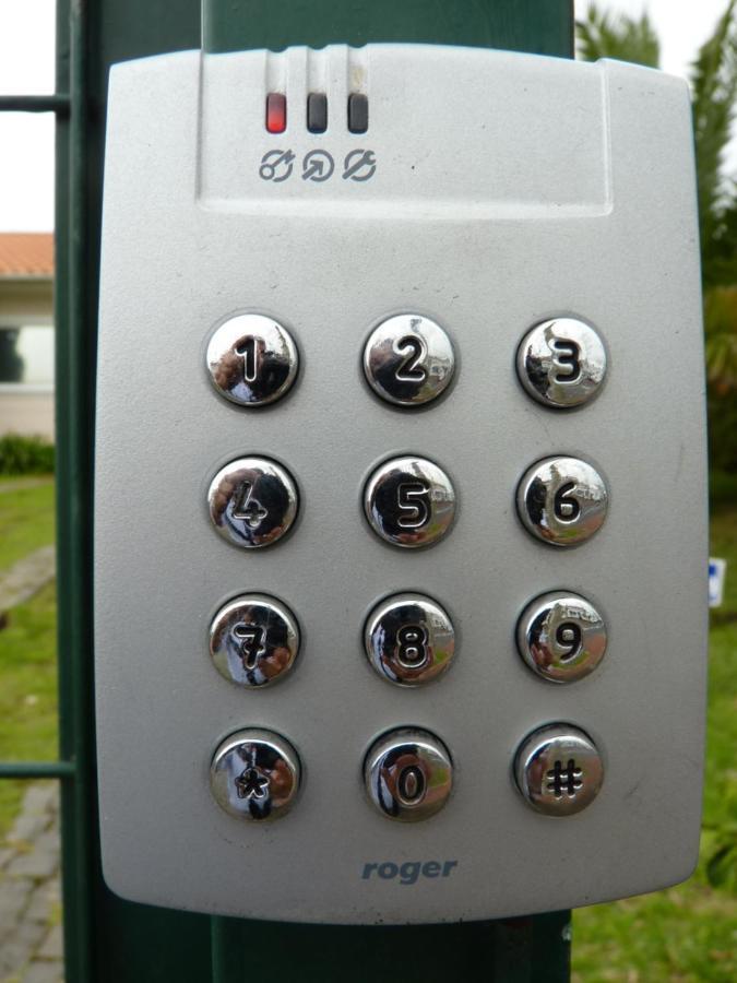 Azores Holidays House -B&B - Suites - Self Check-In Keyboard Ponta Delgada  Bagian luar foto